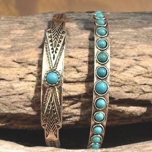 Southwestern Boho Navajo Style Turquoise Howlite Bead Silver Plated Bracelet Set